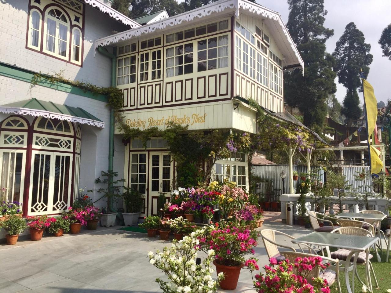 Dekeling Resort At Hawk'S Nest Darjeeling (West Bengal) Exterior foto